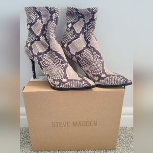 Size 9 Snake Print Stiletto Booties